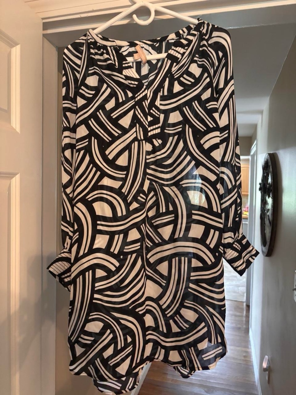 Banana Republic Black and White Geometric Long-Sleeve Dress